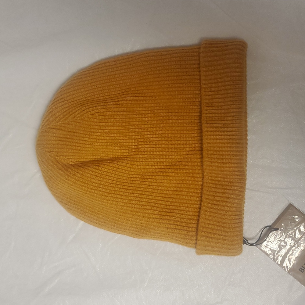 Burberry Ralph Ribbed Beanie - Picture 5 of 9